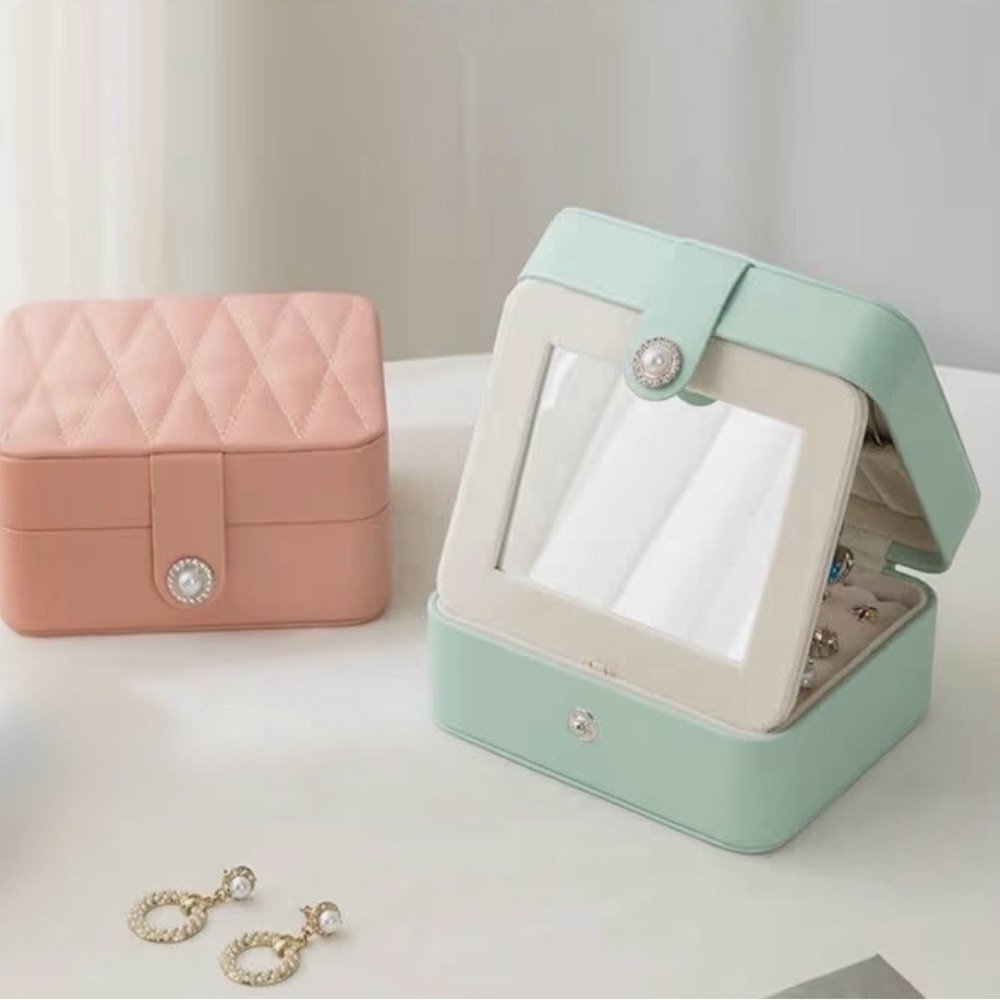 Elegant Mint Green Quilted Women's Travel Jewelry Case - Picture 11 of 13